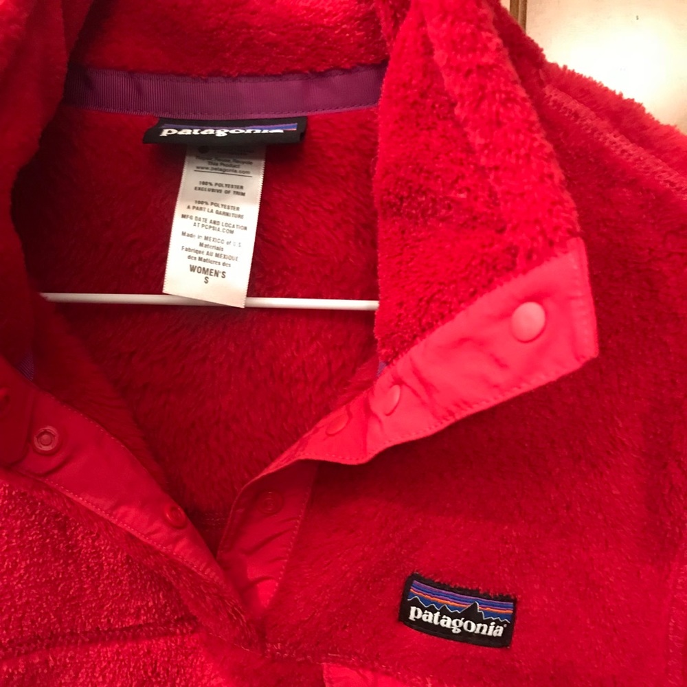 Red Patagonia Pullover